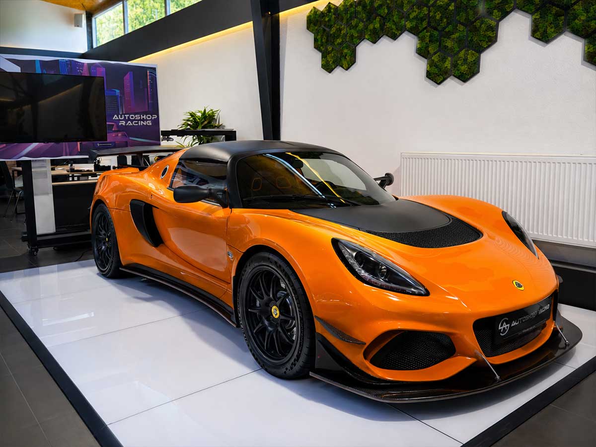 Lotus bei Autoshop Saar
